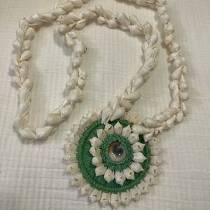 Cats Eye shiva and natural seashell vtg necklace